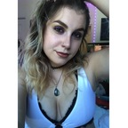 Profile picture of stonergoddesslily